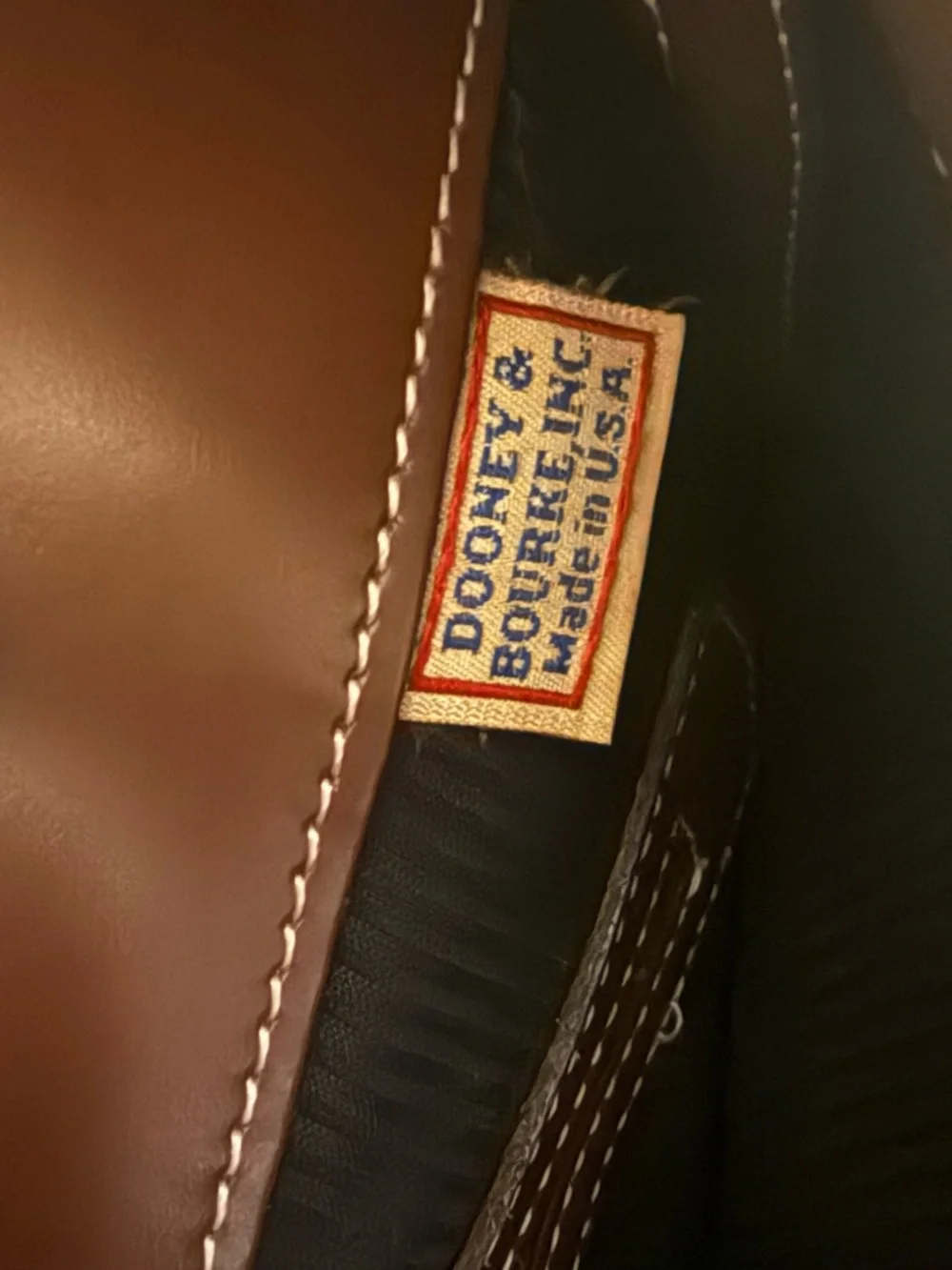 Dooney & Bourke Chestnut Brown Leather Shoulder Bag with Silver Hardware VINTAGE - Picture 8 of 10